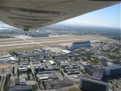  Zeppelin Eureka Departing Moffett Field
